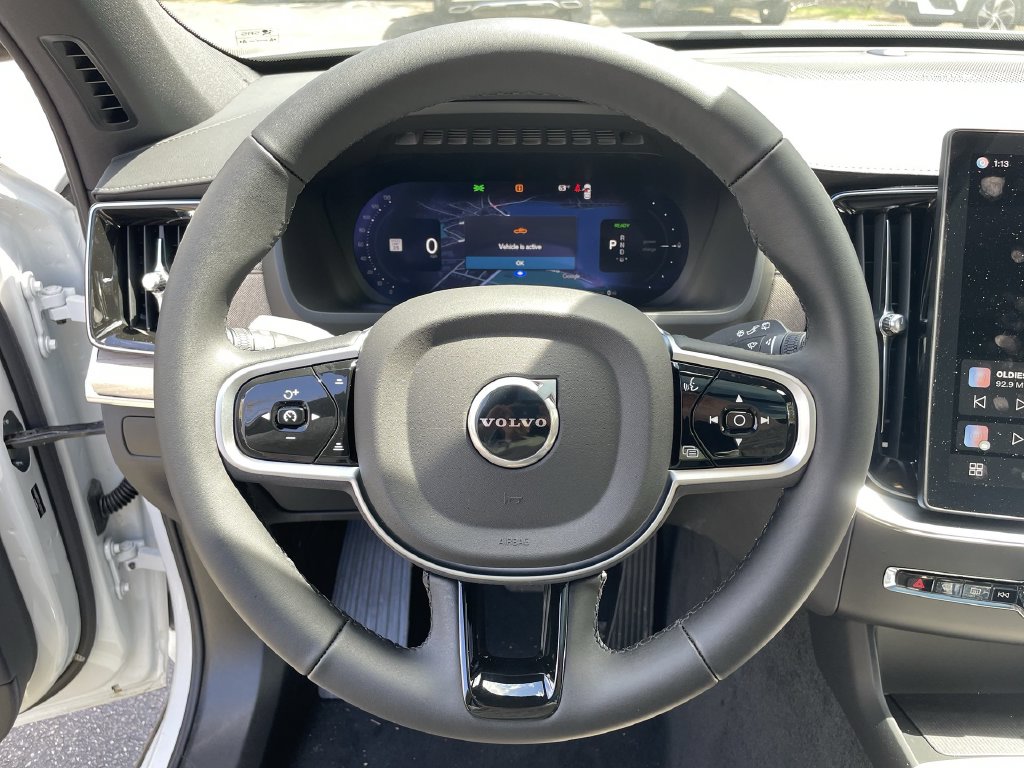 2026 Volvo XC90 Plus - Photo 13