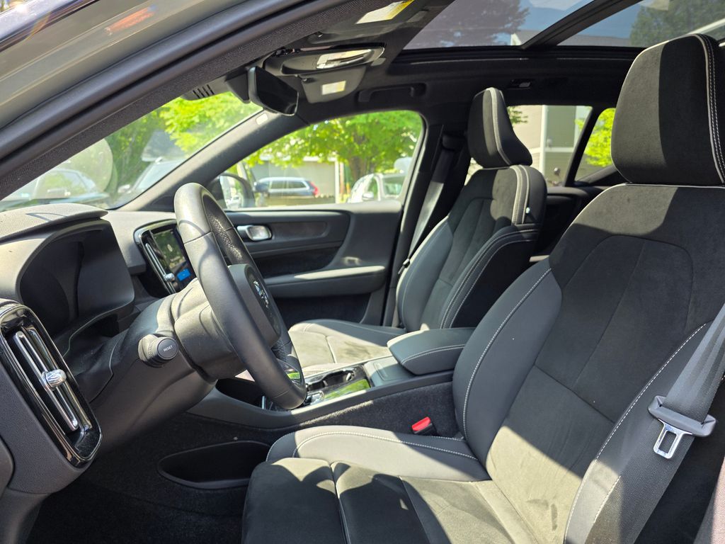 Used 2023 Volvo XC40 Ultimate with VIN YV4ED3UM9P2081682 for sale in Meredith, NH