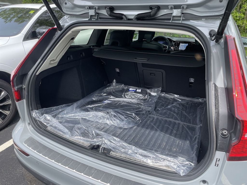 2026 Volvo V60 Cross Country Plus - Photo 20