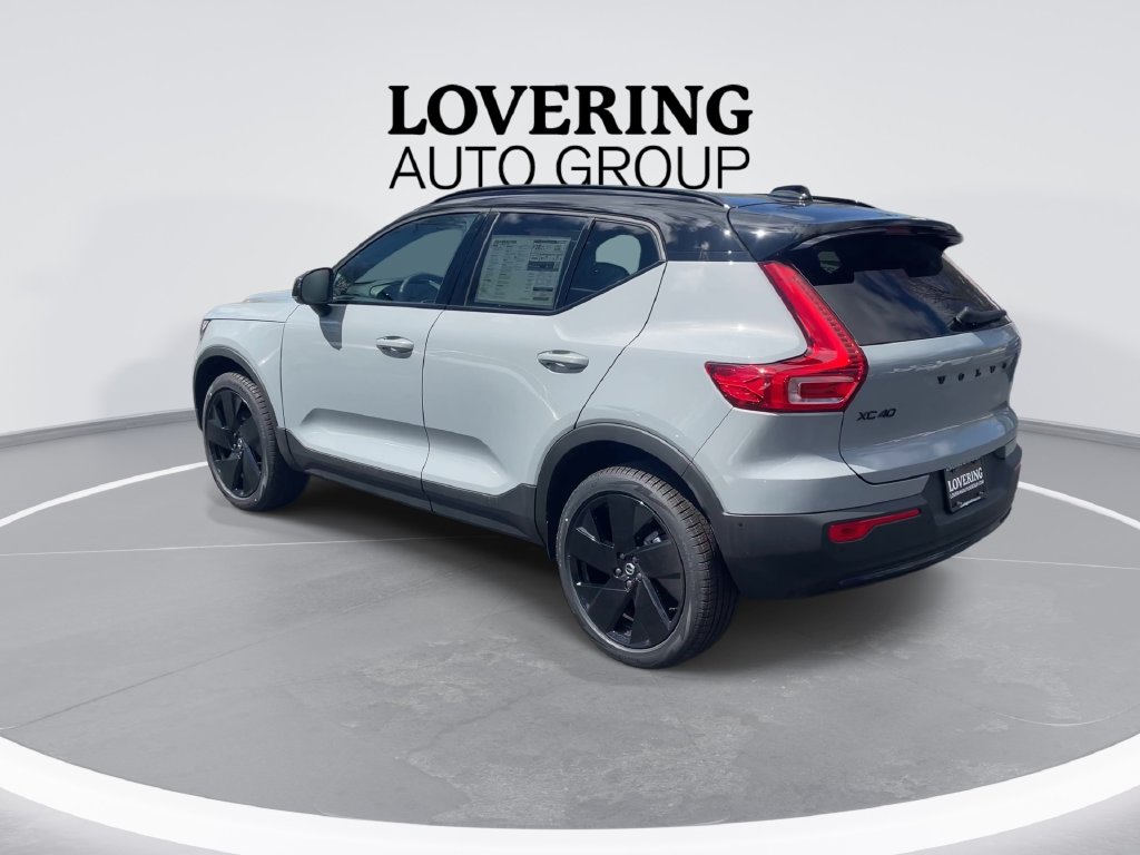 2026 Volvo XC40 Ultra Black Edition - Photo 7