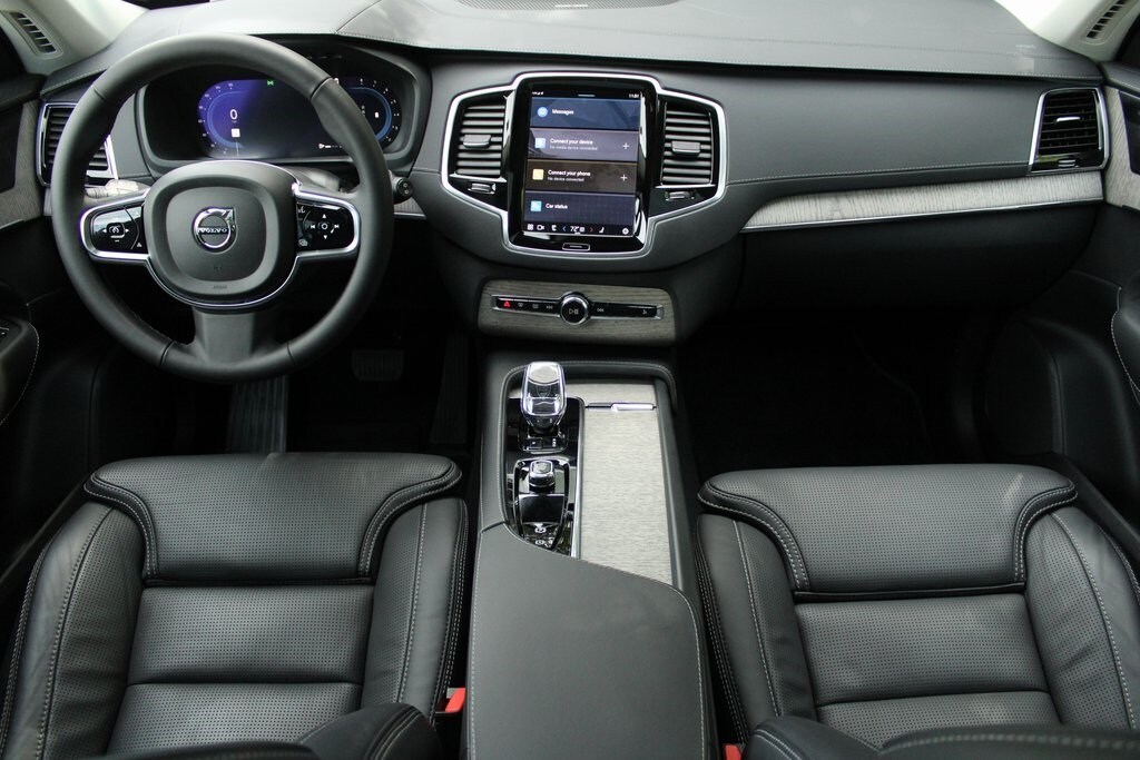 2024 Volvo XC90 Ultimate photo 2