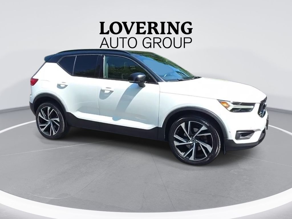 Used 2019 Volvo XC40 R-Design with VIN YV4162UM7K2153023 for sale in Meredith, NH