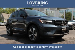 2026 Volvo XC40 B5 Core SUV