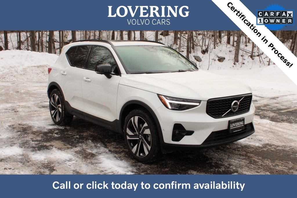 Used 2025 Volvo XC40 B5 Plus Dark Theme SUV