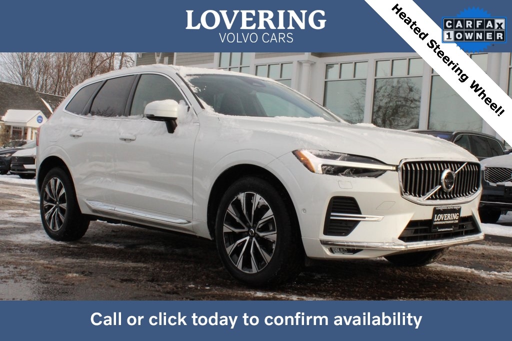 2023 Volvo XC60 Plus's photo