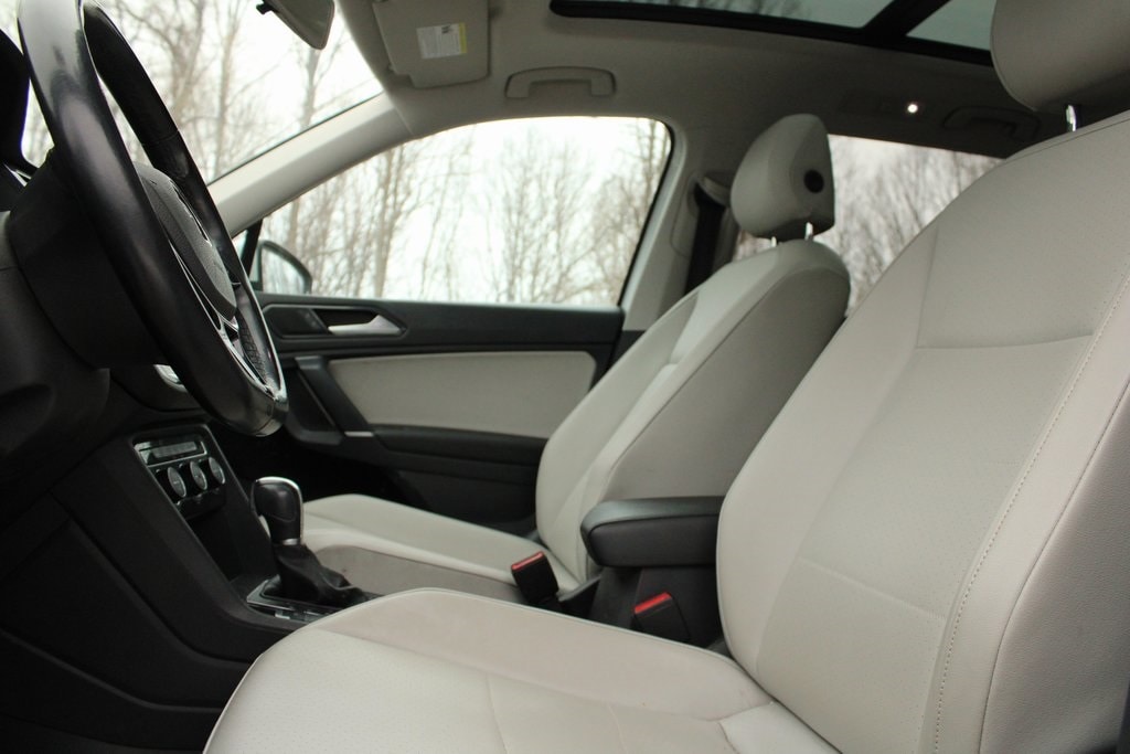 Used 2018 Volkswagen Tiguan SE with VIN 3VV2B7AX2JM219176 for sale in Meredith, NH