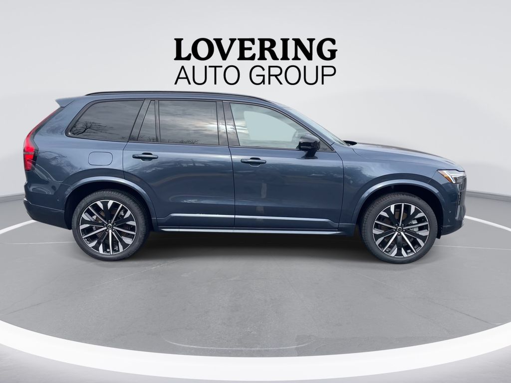 2026 Volvo XC90 Ultra - Photo 9