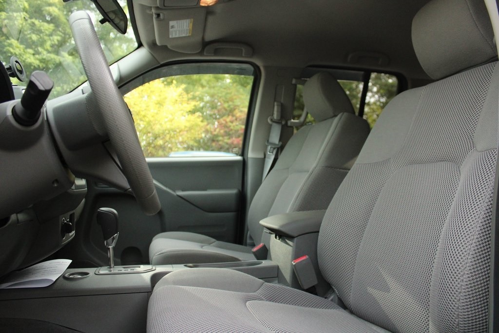 2020 Nissan Frontier SV photo 4