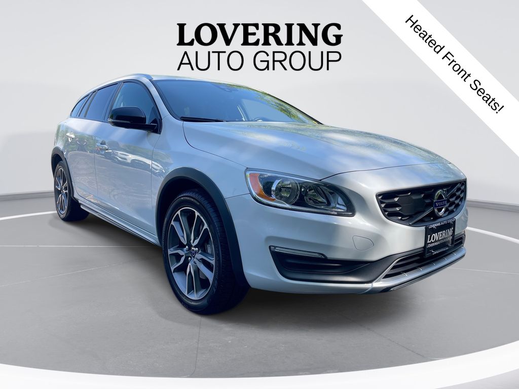 2016 Volvo V60 T5 Cross Country AWD's photo