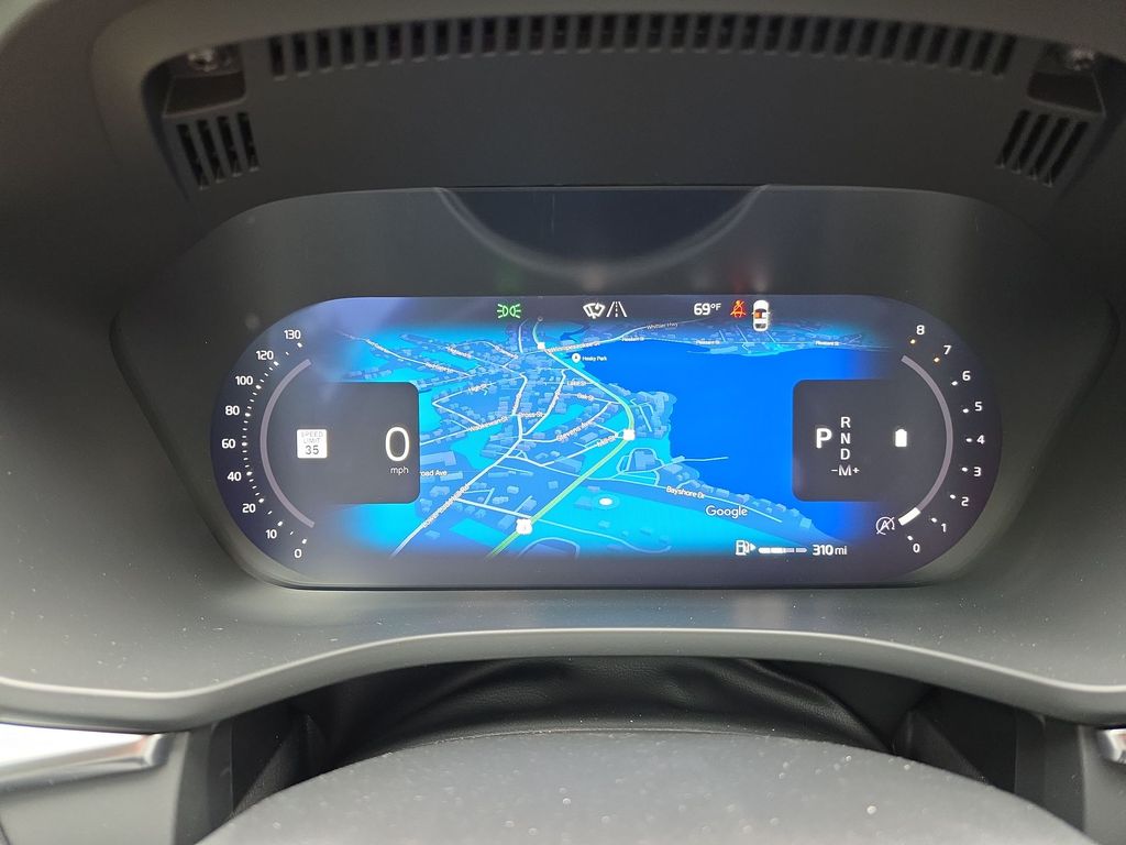 2026 Volvo XC60 Plus - Photo 10