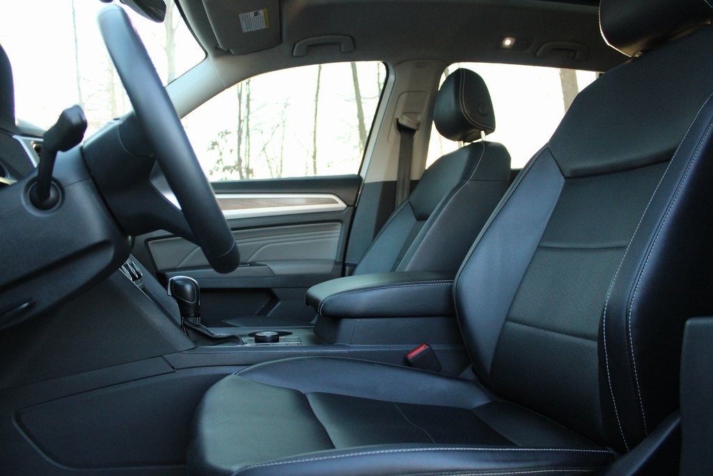 Used 2021 Volkswagen Atlas 2.0T SE w/Technology SUV