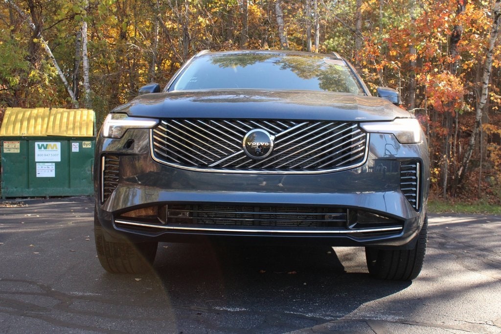 Used 2025 Volvo XC90 B6 Plus 7-Seater SUV