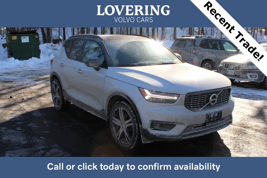 2021 Volvo XC40 R-Design