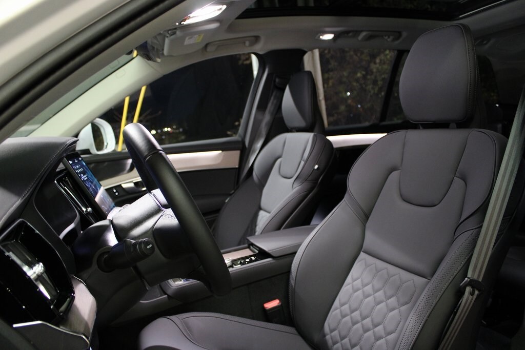 New 2026 Volvo XC90 B6 Plus 6-Seater SUV