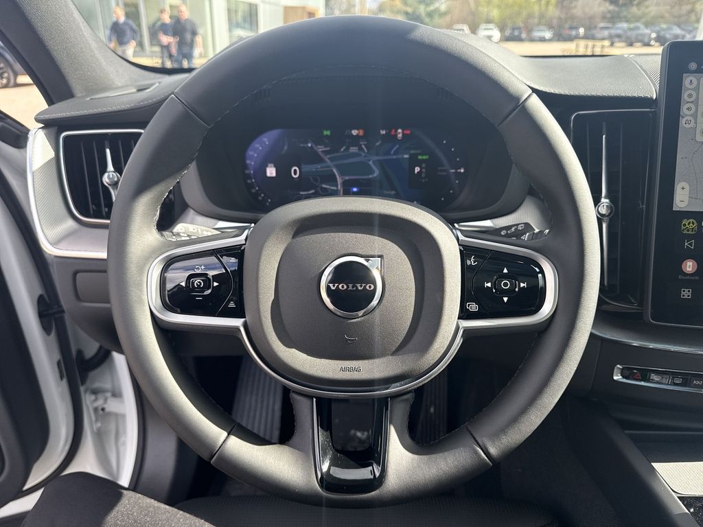 2026 Volvo XC60 Ultra - Photo 14