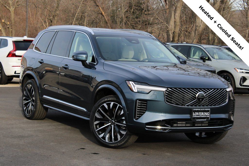 2026 Volvo XC90 plug-in hybrid SUV 