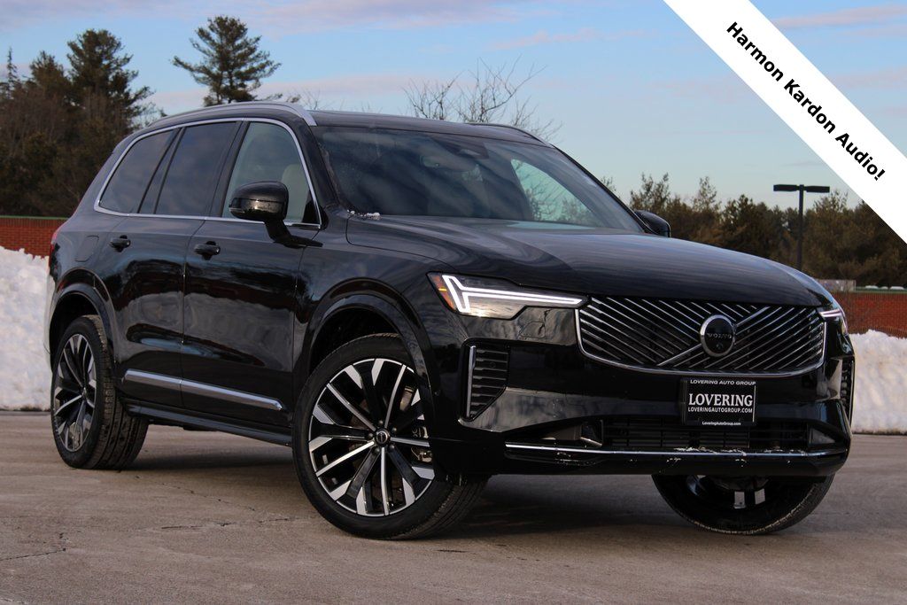 2026 Volvo XC90 plug-in hybrid SUV 