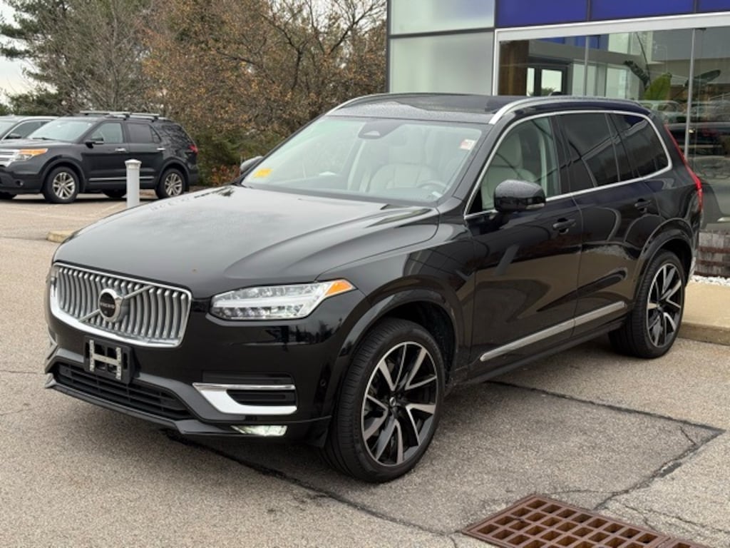 Certified 2023 Volvo XC90 B6 Plus 7-Seater SUV