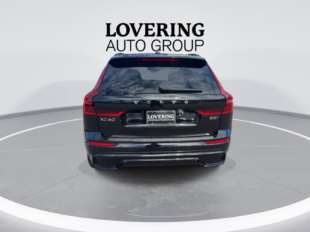 2026 Volvo XC60 Plus - Photo 8