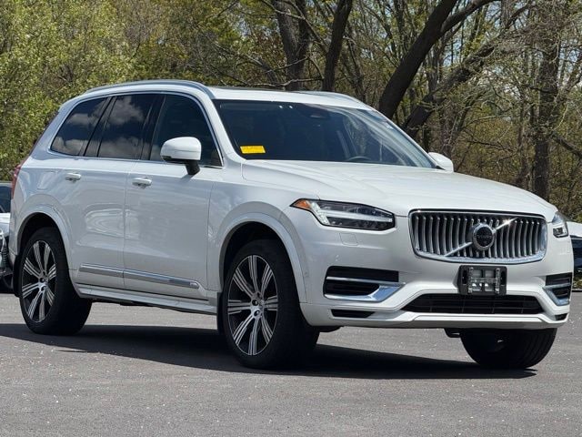 2023 Volvo XC90 Recharge Plug-In Hybrid T8 Plus Bright Theme 7 Passenger SUV