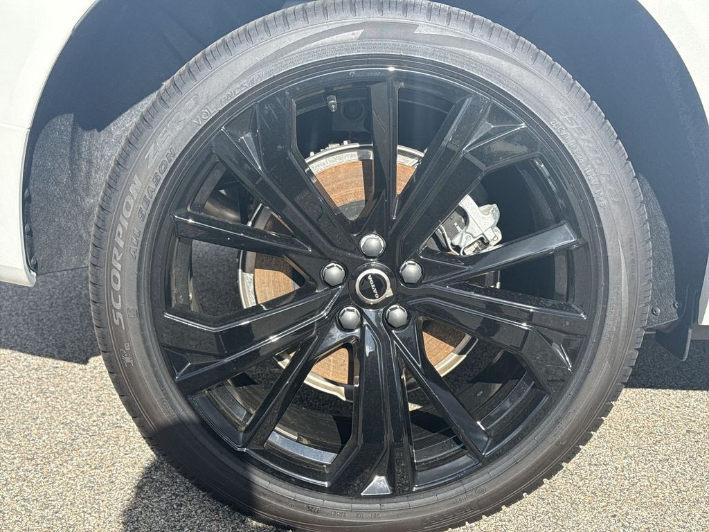 2026 Volvo XC60 Ultra - Photo 10