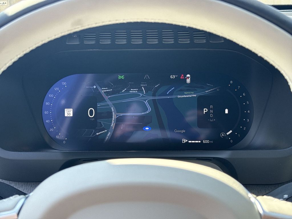 2026 Volvo XC90 Ultra - Photo 15
