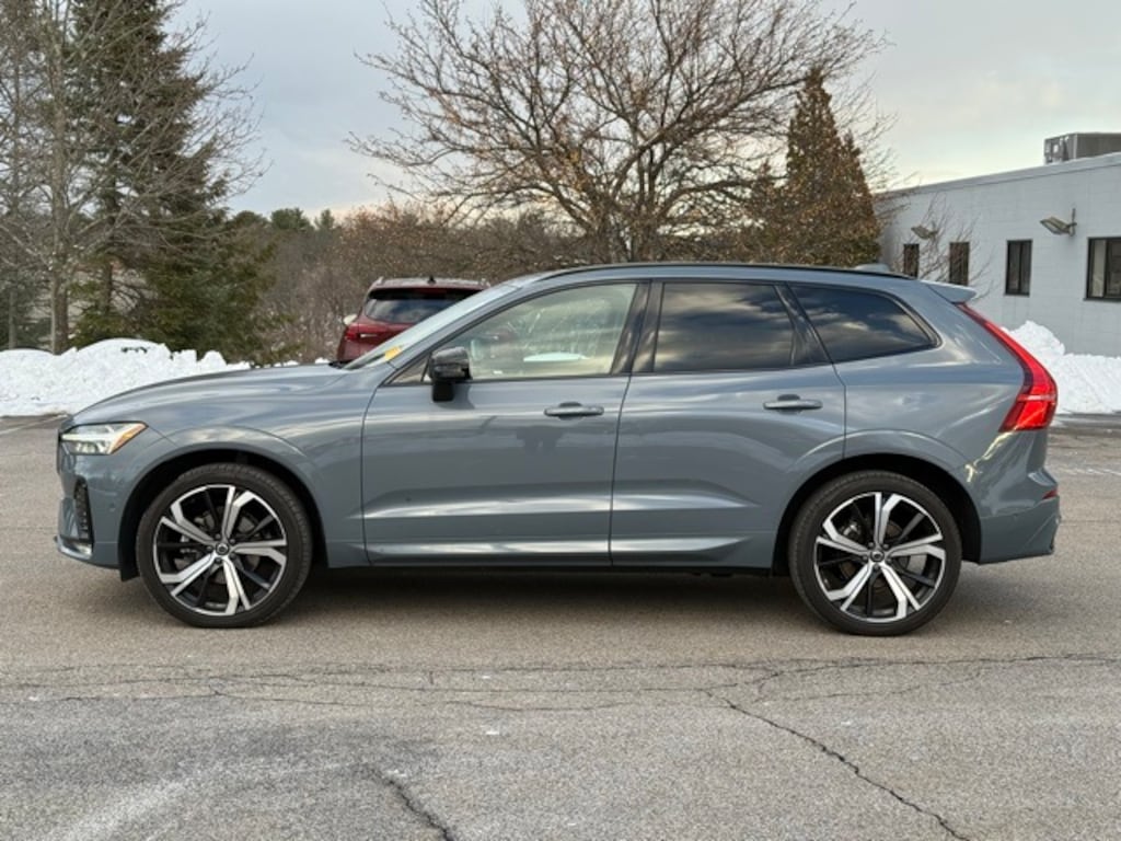 Used 2023 Volvo XC60 B5 Ultimate Dark Theme SUV