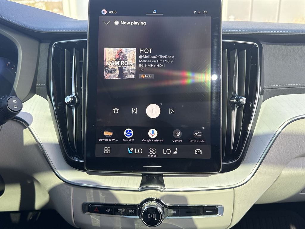 2026 Volvo XC60 Ultra - Photo 16