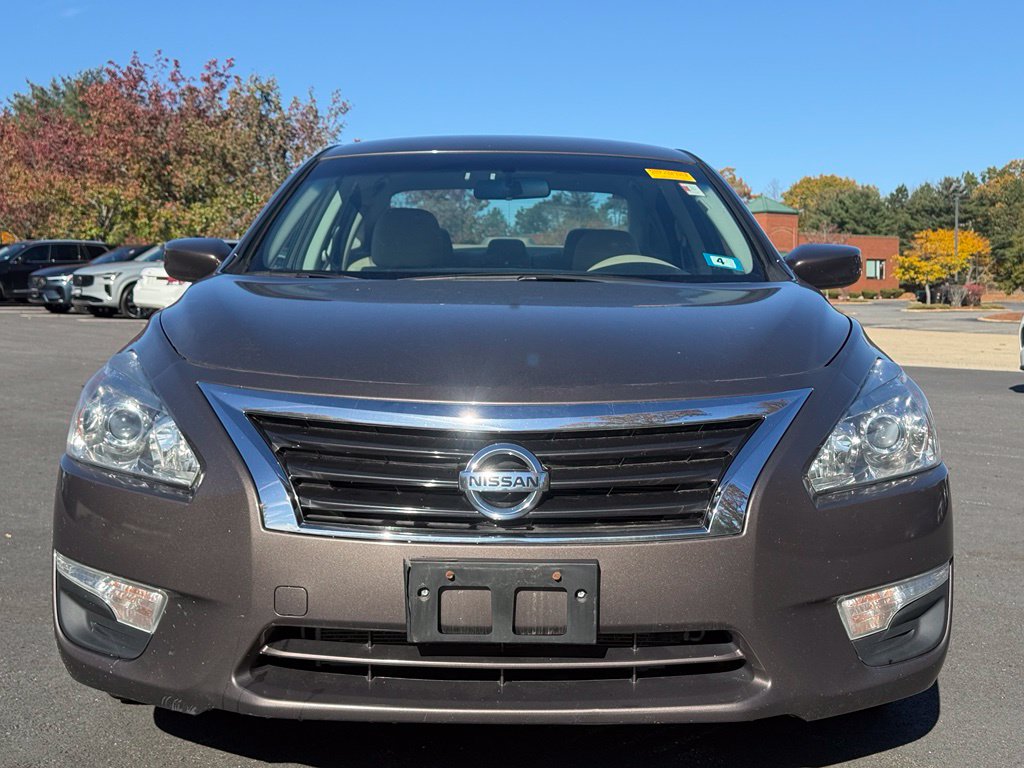 Used 2014 Nissan Altima S with VIN 1N4AL3AP5EC159049 for sale in Nashua, NH