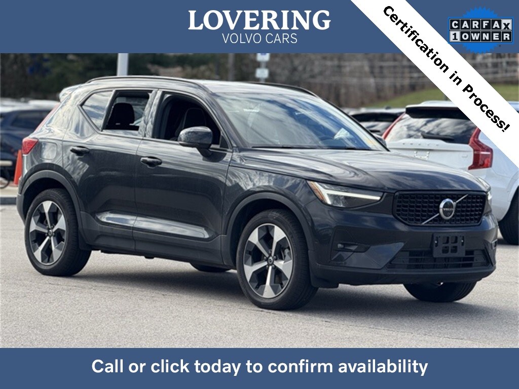 Certified 2025 Volvo XC40 B5 Plus Dark Theme SUV