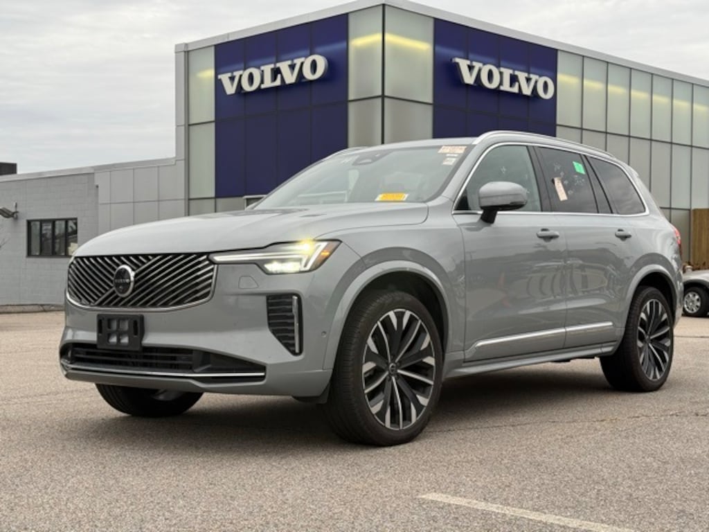 Certified 2025 Volvo XC90 B5 Plus SUV