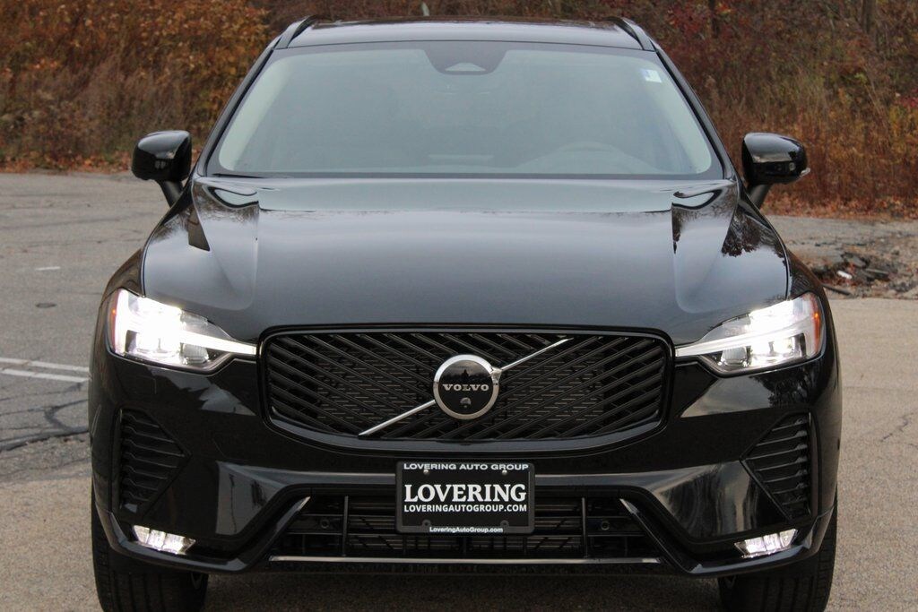 New 2026 Volvo XC60 B5 Plus SUV