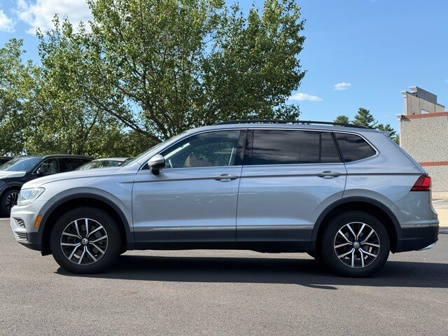2021 Volkswagen Tiguan SE photo 3