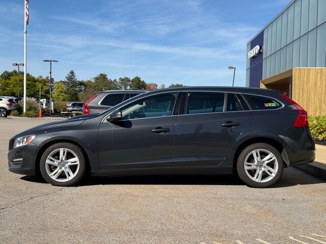 2015 Volvo V60 T5 Premier photo 4