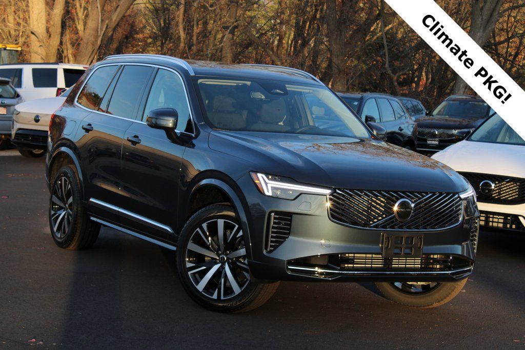 2026 Volvo XC90 plug-in hybrid SUV 