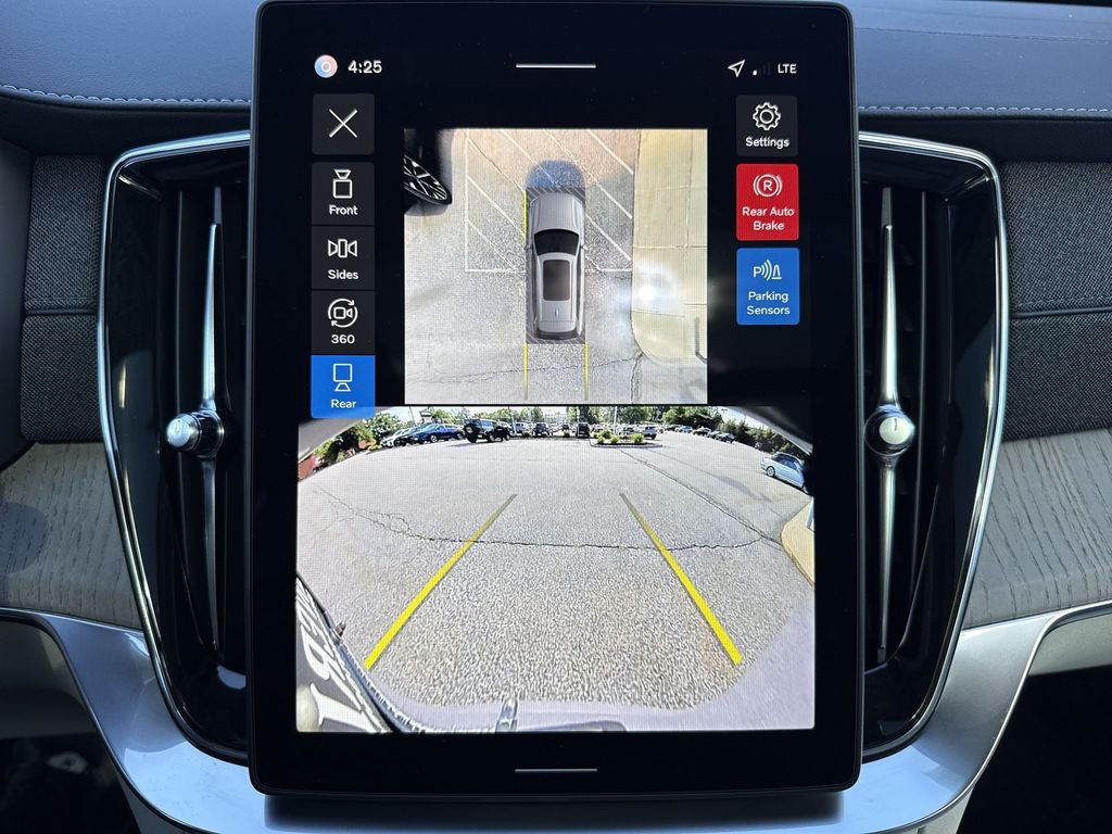 2026 Volvo XC90 Ultra - Photo 19