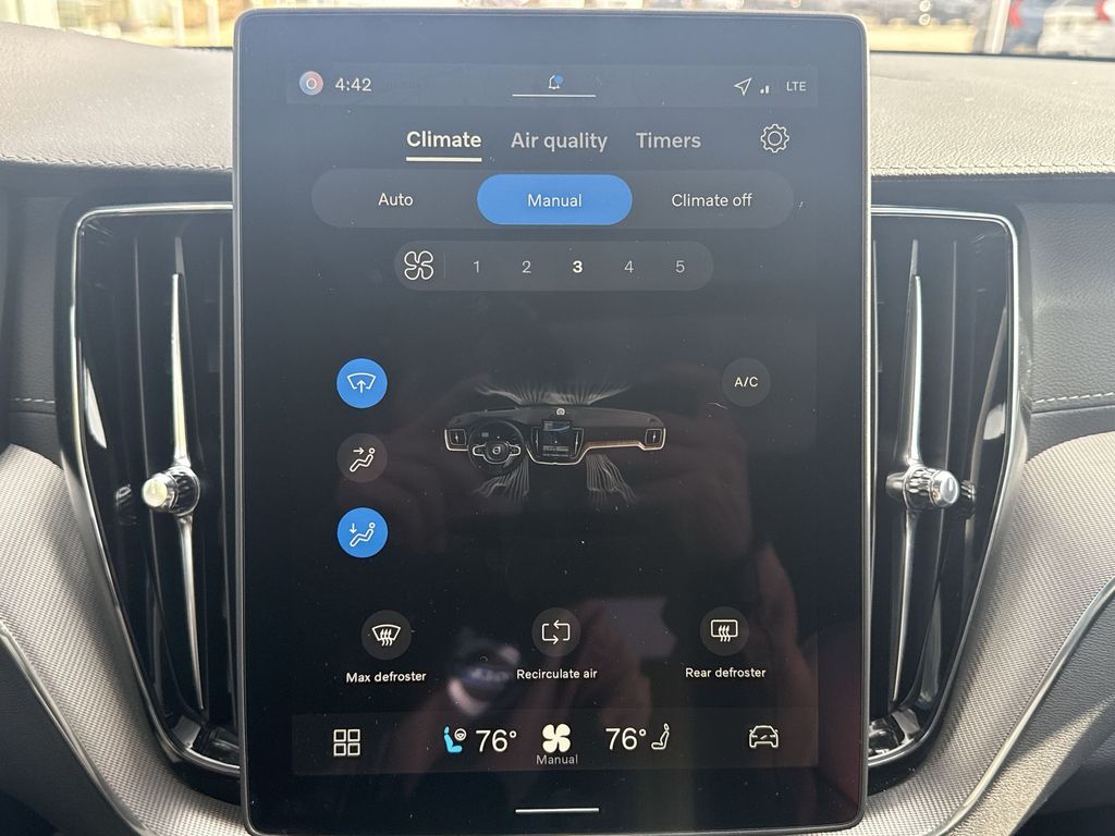 2026 Volvo XC60 Ultra - Photo 19