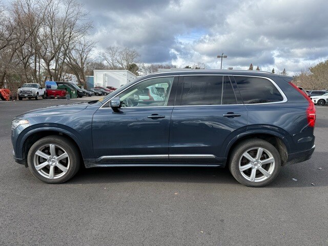 2024 Volvo XC90 B5 Core photo 4