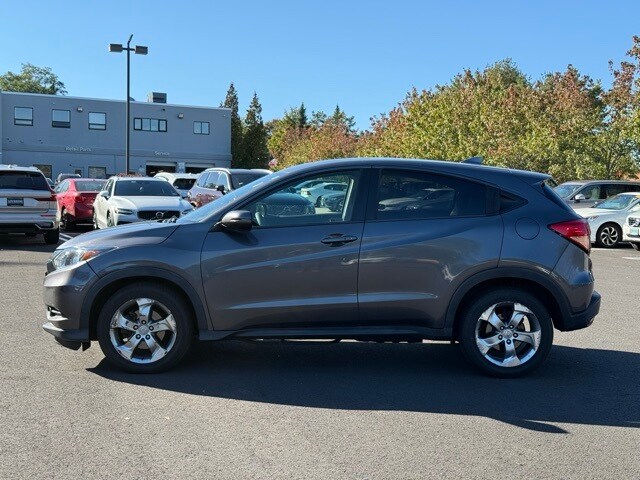 2016 Honda HR-V EX photo 2