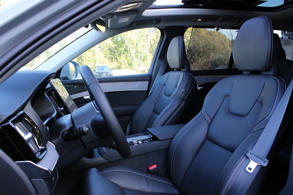 New 2026 Volvo XC90 B6 Ultra 7-Seater SUV