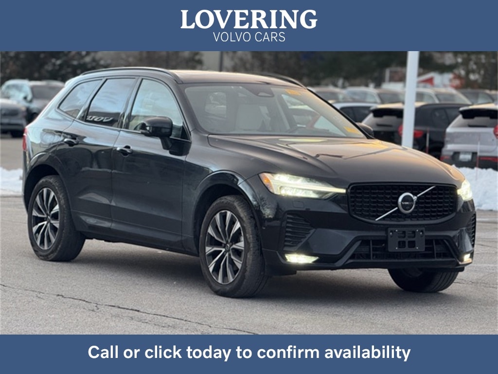 2023 Volvo XC60 Plus's photo