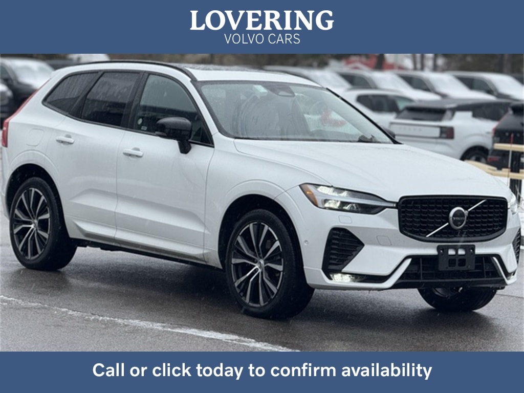 2025 Volvo XC60 Plus's photo