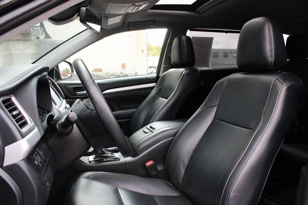 Used 2019 Toyota Highlander XLE SUV