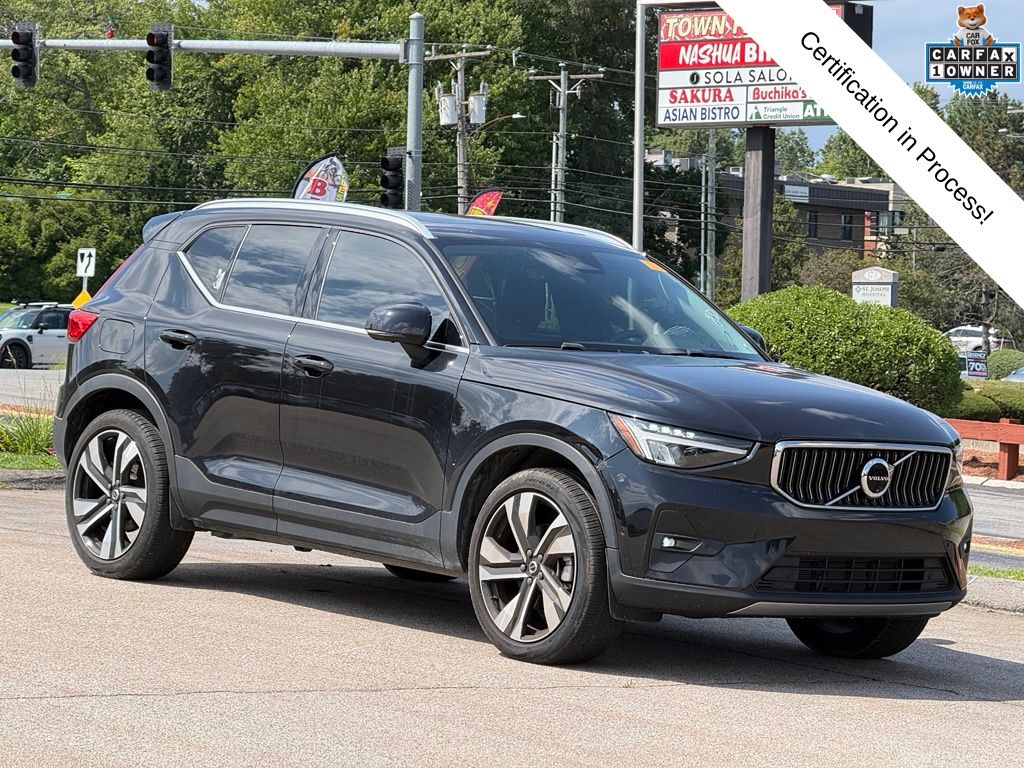 2024 Volvo XC40