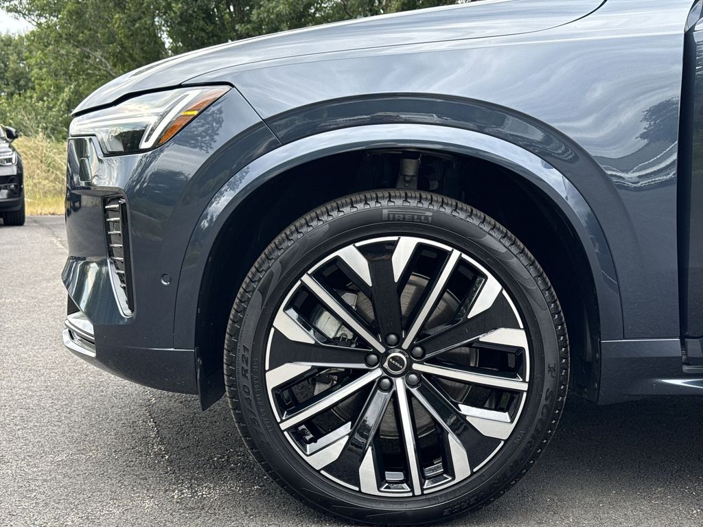 2026 Volvo XC90 Ultra - Photo 12