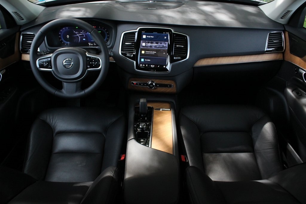 Certified 2023 Volvo XC90 Recharge Plug-In Hybrid T8 Plus 6 Passenger SUV
