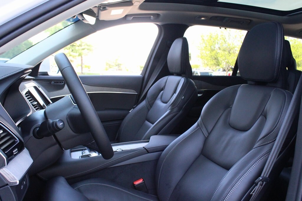 2024 Volvo XC90 Recharge Ultimate photo 3