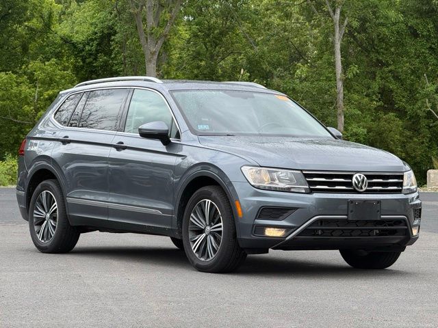 2018 Volkswagen Tiguan 2.0T SEL 4Motion's photo