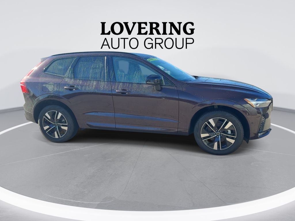 2026 Volvo XC60 Plus - Photo 6