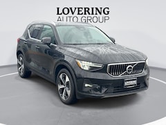 2023 Volvo XC40 B5 Plus Bright Theme SUV